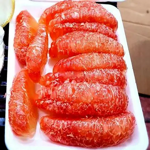 Hình ảnh Bưởi da xanh bóc khay lớn