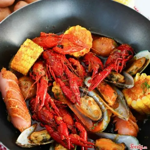 Hình ảnh Tôm Hùm Đất Sốt Cajun