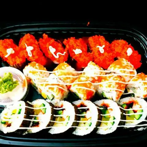Hình ảnh Combo sushi 11 H11