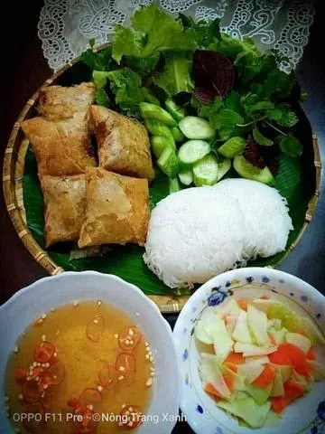 Hình ảnh Bún nem cua bể