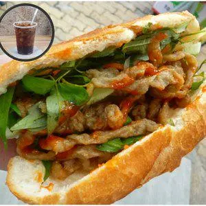 Hình ảnh Combo bánh mì chả cá - 1 ly nước