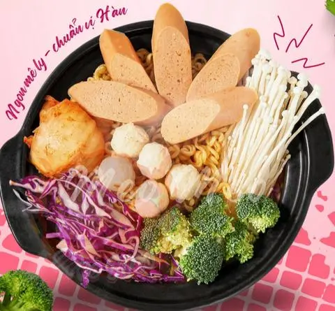 Hình ảnh Mì cay xúc xích cá viên