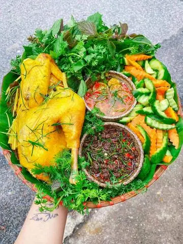 Hình ảnh GÀ Ủ MUỐI HOA TIÊU - NGUYÊN CON KHÔNG ĐẦU (ĐỂ NGUYÊN) ❤️❤️❤️