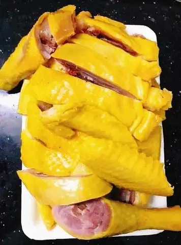 Hình ảnh GÀ Ủ MUỐI HOA TIÊU - NỬA CON (CHẶT SẴN) ❤️❤️❤️
