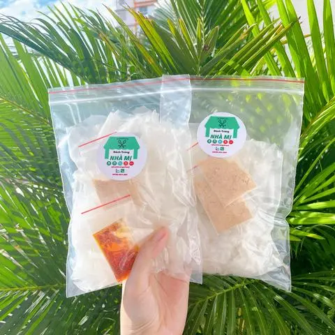 Hình ảnh Bánh tráng phơi sương full topping