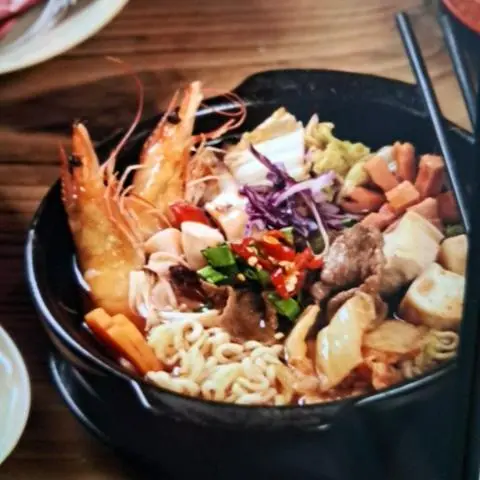 Hình ảnh mỳ cay đặc biệt 