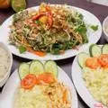 Hình ảnh đầu cổ gà trộn gỏi 