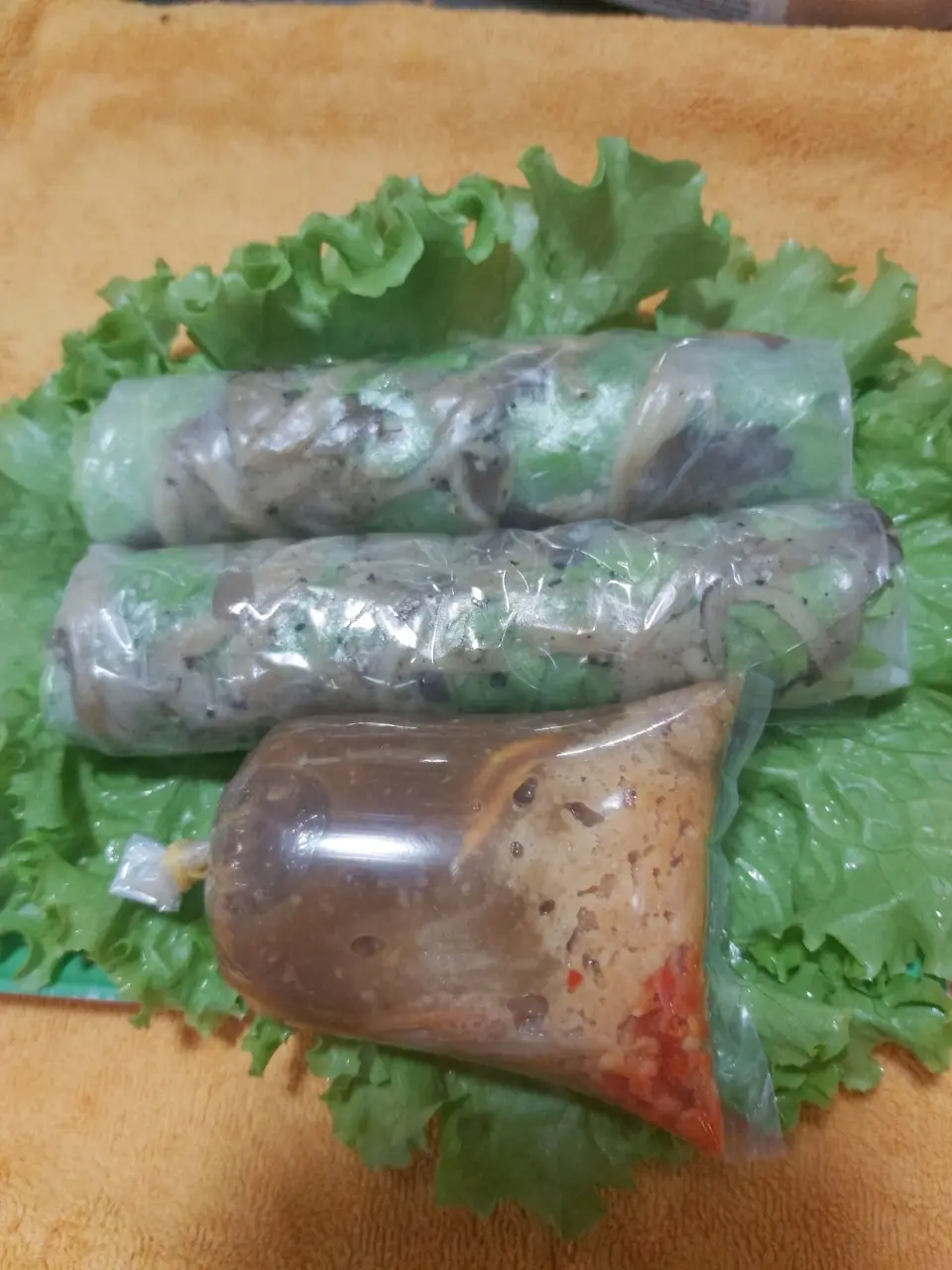 Hình ảnh Gỏi cuốn nấm chay