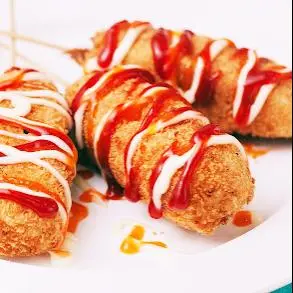 Hình ảnh 2 Hotdog Phô Mai Hàn Quốc