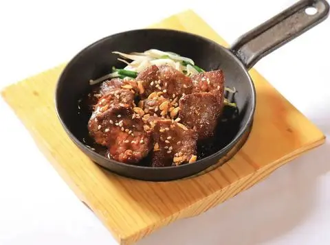 Hình ảnh Sautee beef with BBQ sauce 100grm- Bò âp chảo sốt tiêu đen