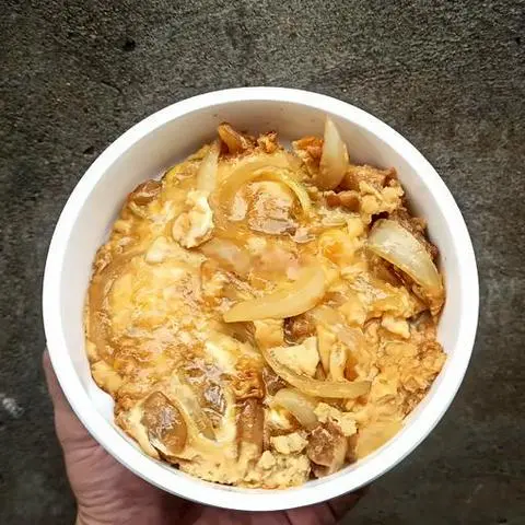 Hình ảnh Oyakodon (Cơm Tô Gà Trứng)