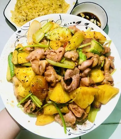 Hình ảnh Cơm Rang Lòng Già Xào Thập Cẩm Đặc Biệt