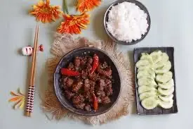 Hình ảnh Cơm thịt kho mắm ruốc