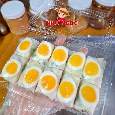 Hình ảnh Bánh Tráng Cuốn Trứng Cút