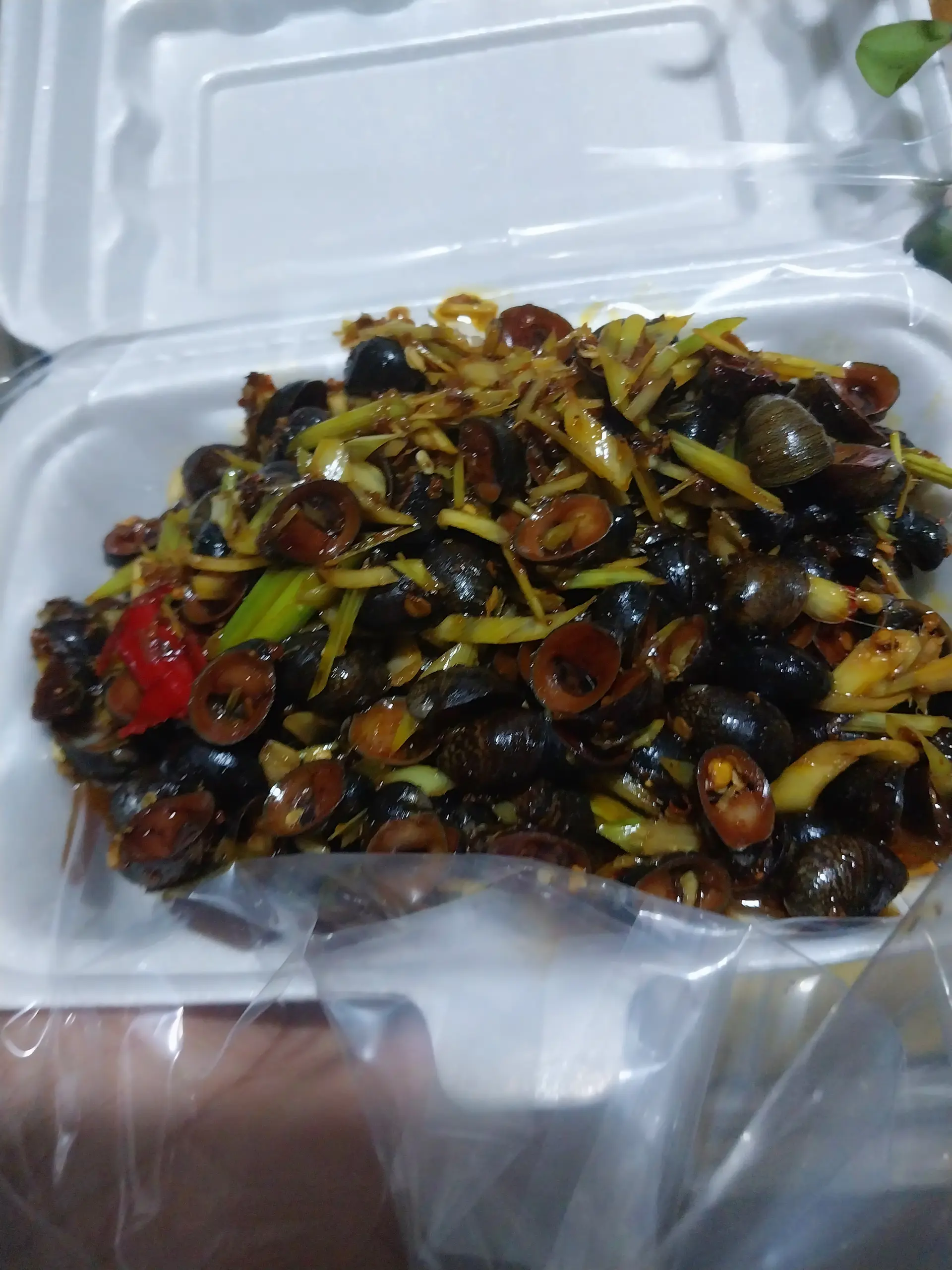 Hình ảnh ốc dừa xào sả ot phần 1kg