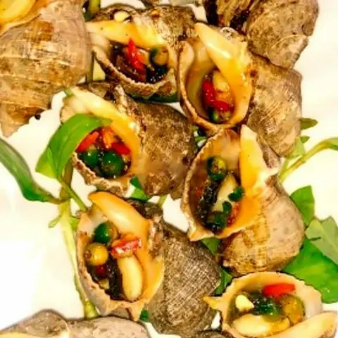 Hình ảnh Ốc gai nướng tiêu