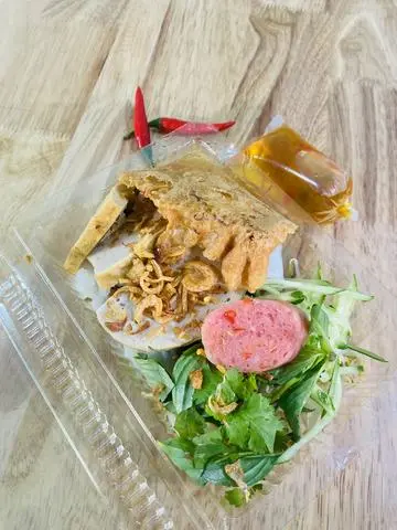 Hình ảnh Bánh cuốn đầy đủ