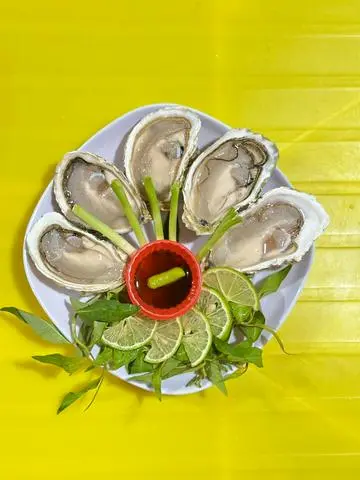 Hình ảnh Hàu sống tái chanh