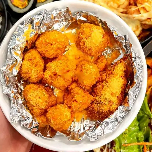 Hình ảnh Gà viên lắc phô mai