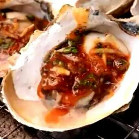 Hình ảnh Hàu nướng tiêu xanh