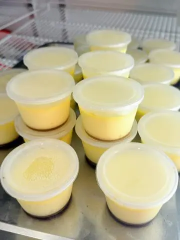 Hình ảnh bánh flan nhà làm