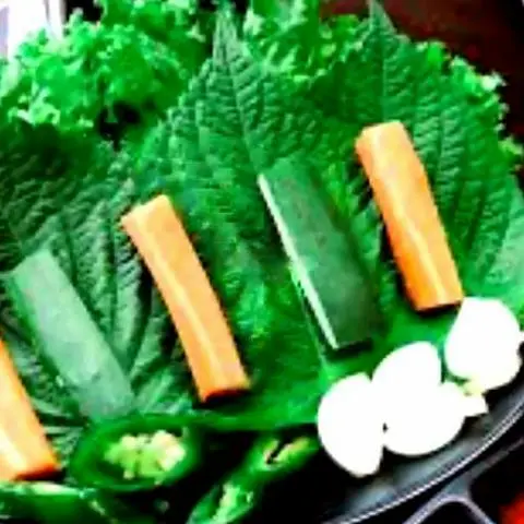 Hình ảnh Rau thêm