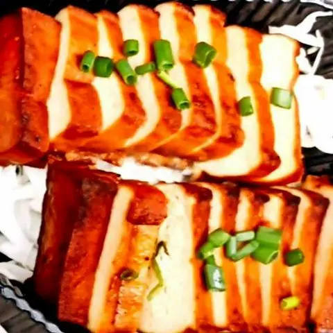 Hình ảnh Đậu Hủ Xông Khói Vị Teri (2 Mieng)