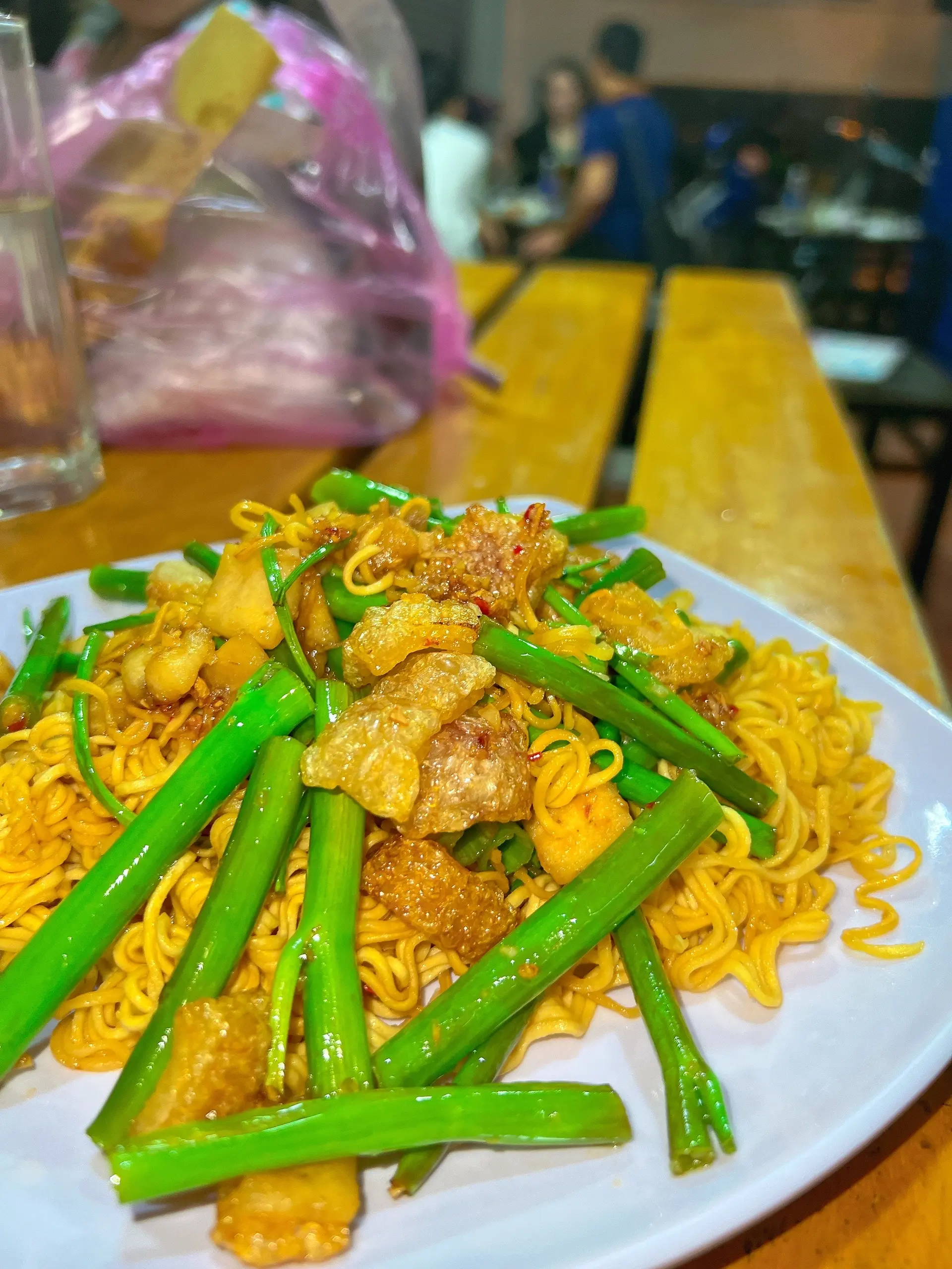 Hình ảnh Mì xào ốc khế