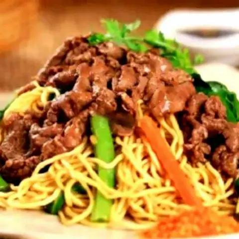 Hình ảnh Mì xào bò(fried noodles)
