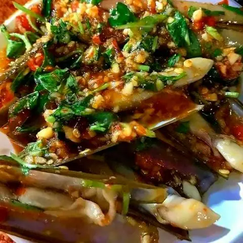 Hình ảnh Ốc móng tay xào me