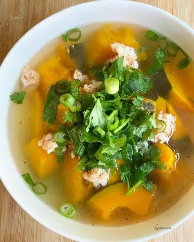 Hình ảnh Canh bí đỏ tôm - chén