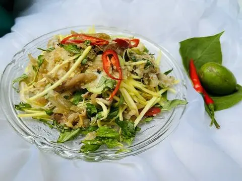 Hình ảnh Tré Huế trộn thập cẩm phần lớn (phần 6-7 người ăn)