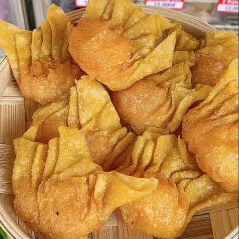 Hình ảnh 10 Hoành Thánh Chiên giòn
