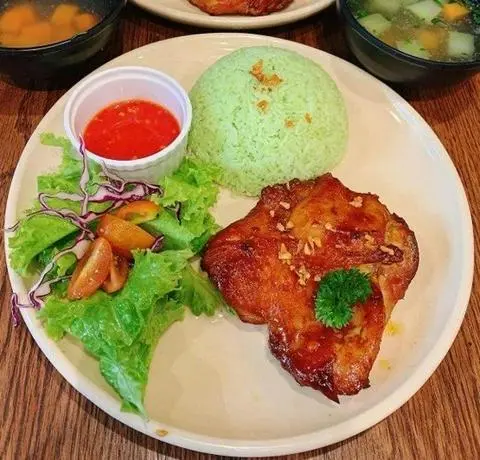 Hình ảnh Cơm gà mắm tỏi