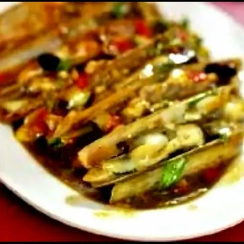 Hình ảnh Ốc móng tay xào me