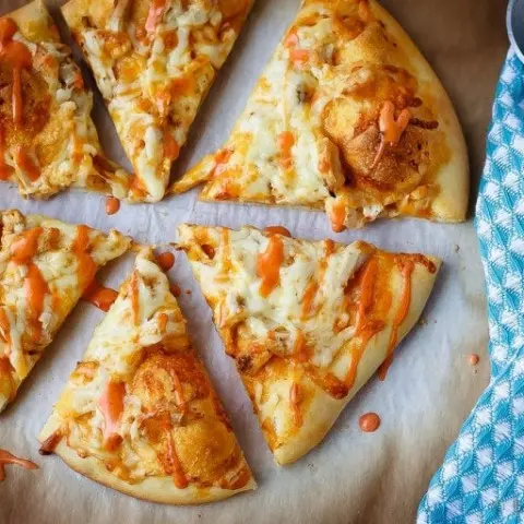 Hình ảnh Pizza gà - size S 16cm