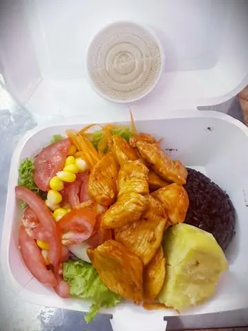 Hình ảnh Ức gà sốt Thái cay