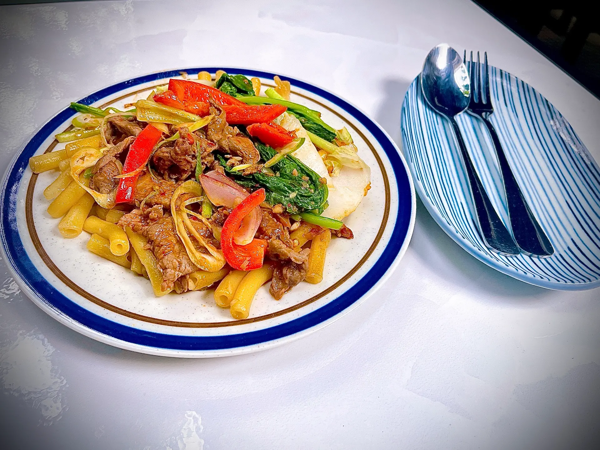 Hình ảnh Nui Xào Bò Úc
