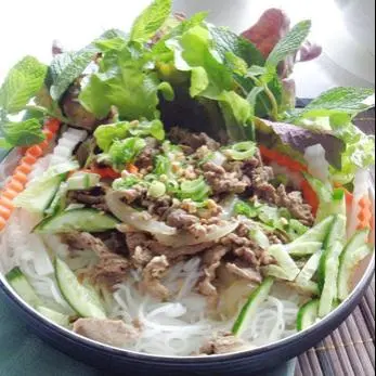 Hình ảnh Bún thịt Bò xào 