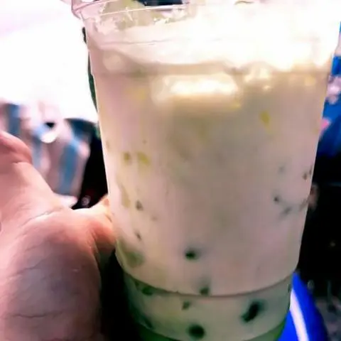 Hình ảnh Sâm dứa sữa ly lớn