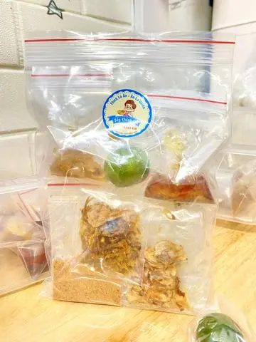 Hình ảnh Bánh tráng khô mực