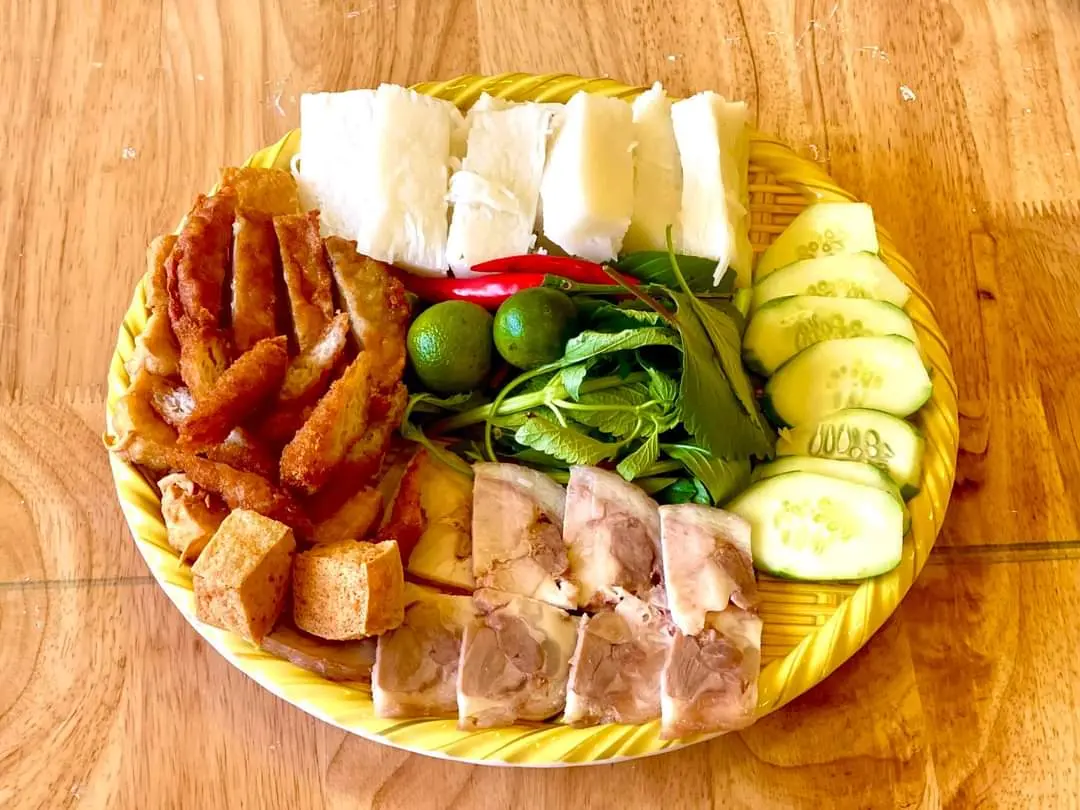 Hình ảnh BÚN ĐẬU THẬP CẨM .