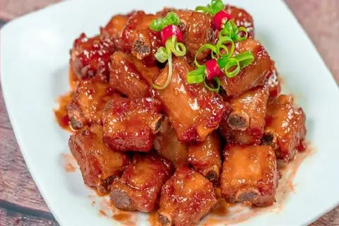 Hình ảnh Cơm - sườn non ram mặn