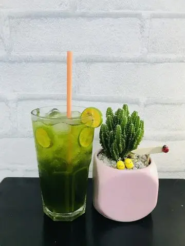 Hình ảnh Nước ép xương rồng (trà tắc thái xanh)