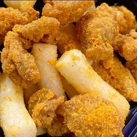 Hình ảnh Da Gà Tokbokki Lắc Phô Mai/ Trứng Muối/ Xí Muội