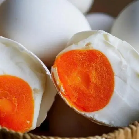 Hình ảnh Trứng vịt muối