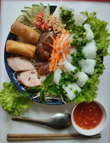 Hình ảnh Bánh hỏi thập cẩm