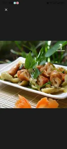 Hình ảnh Lòng Heo Xào Cải Chua - 500g