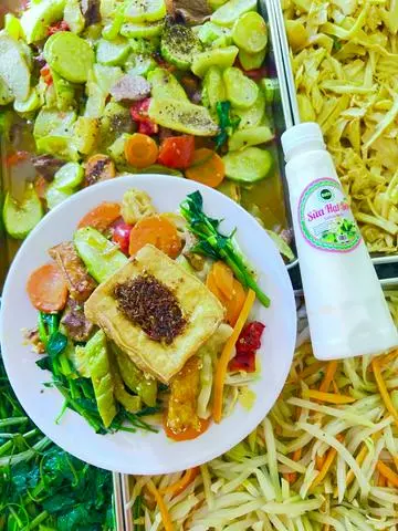 Hình ảnh Cơm Chay Đậu Hủ Chiên Sả + Sữa Hạt Sen
