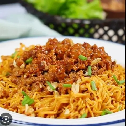 Hình ảnh Phở trộn thập cẩm 